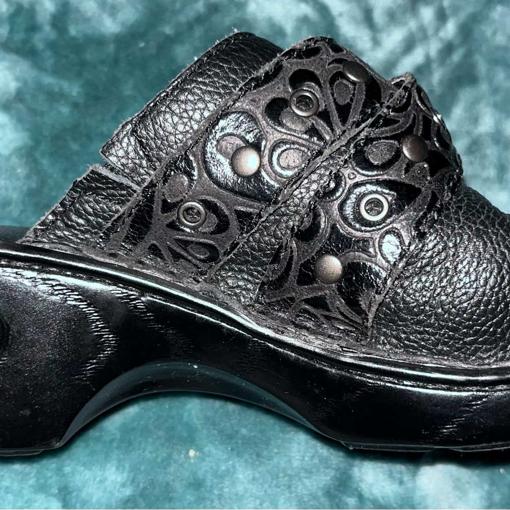 B.O.C Clogs - Picture 3 of 3